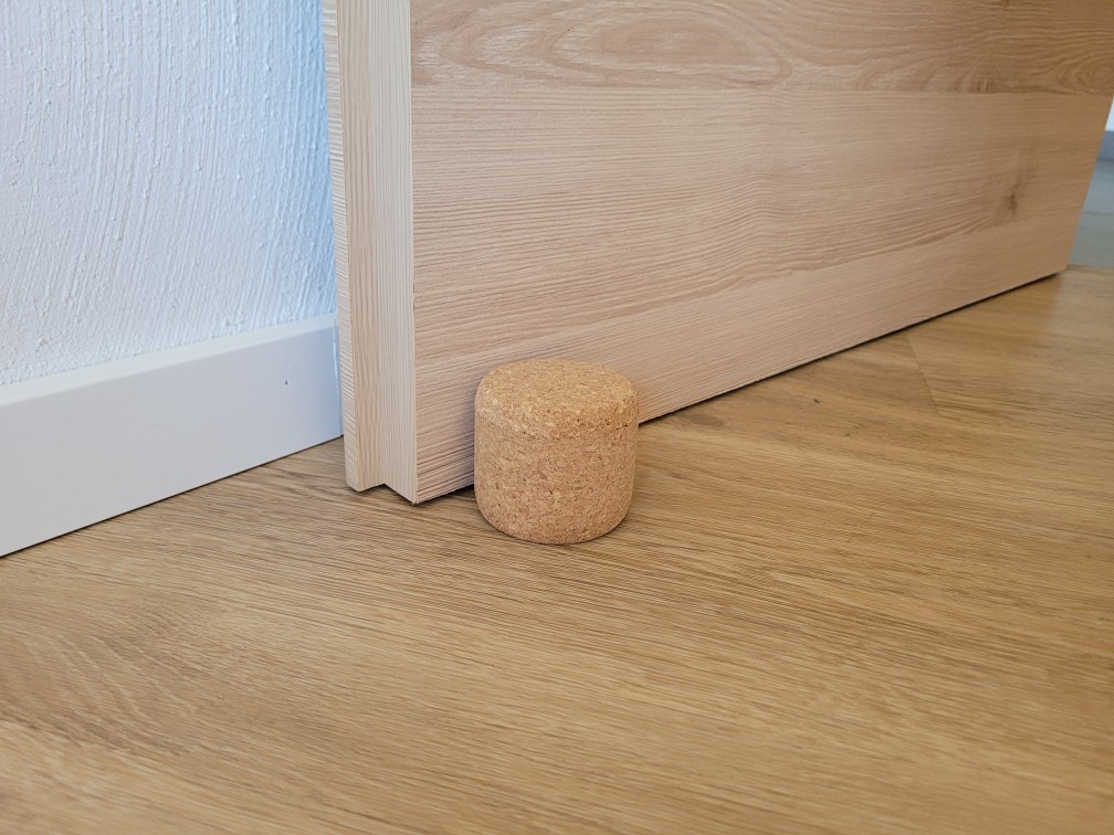 Bodenstopper mit Korkmantel im zeitlosen Design
