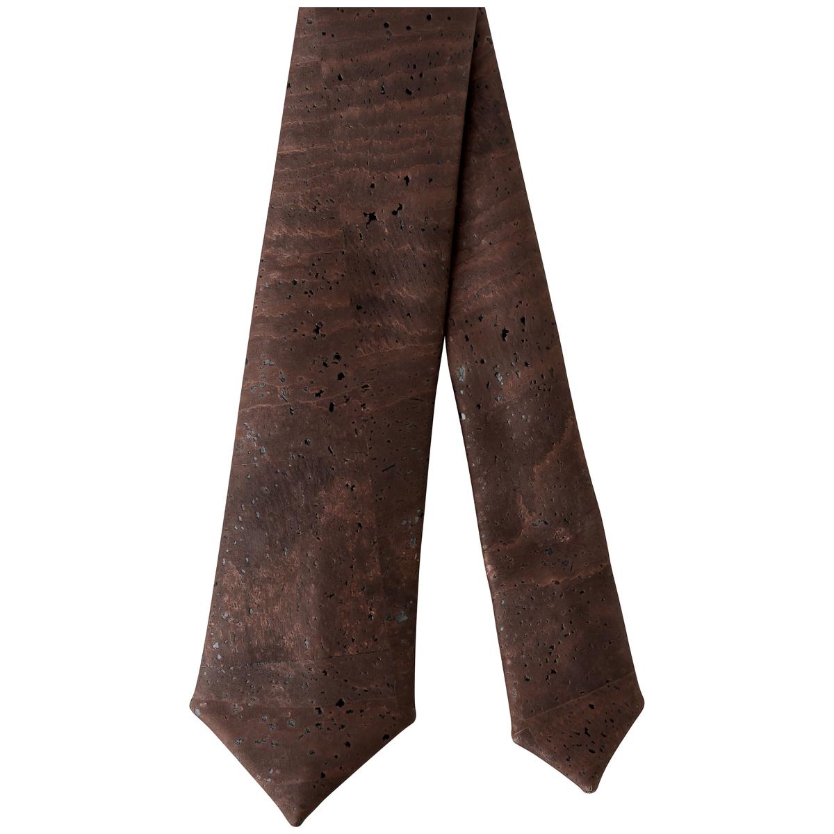 Brauner Schlips aus Kork