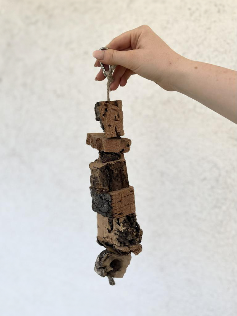 Knabberkette für Vögel aus Kork, klein