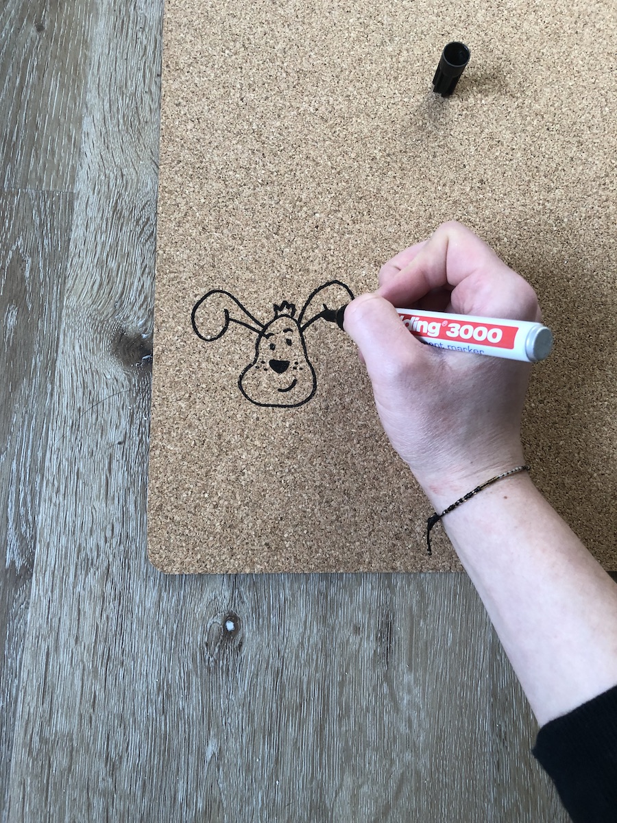 Hunde Zeichnen aus Fressnapfunterlage
