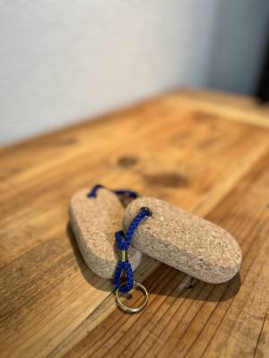 Boots-Schlüsselanhänger „oval“ aus Kork (schwimmfähig)