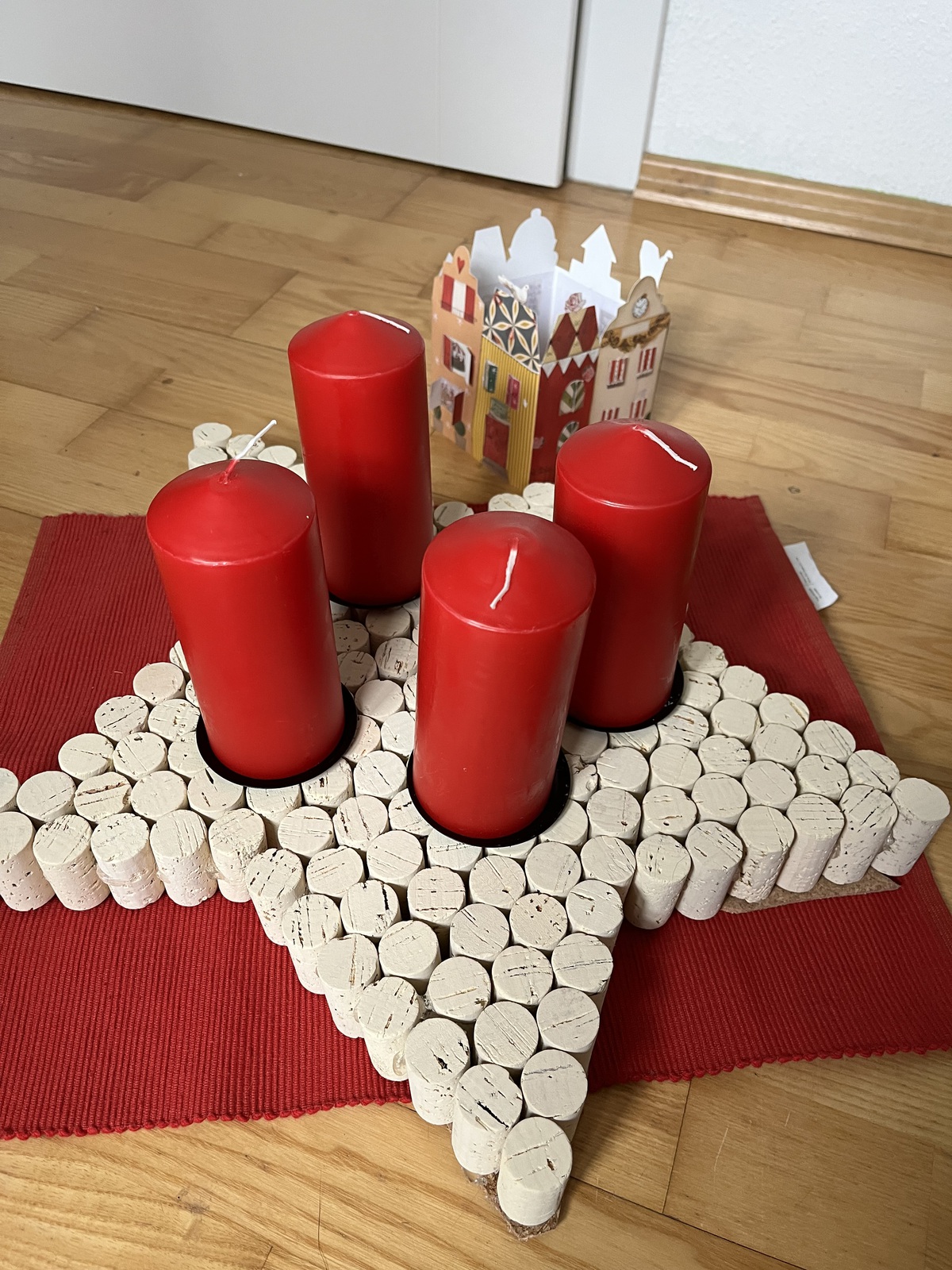 Adventskranz-Stern-Kerzen